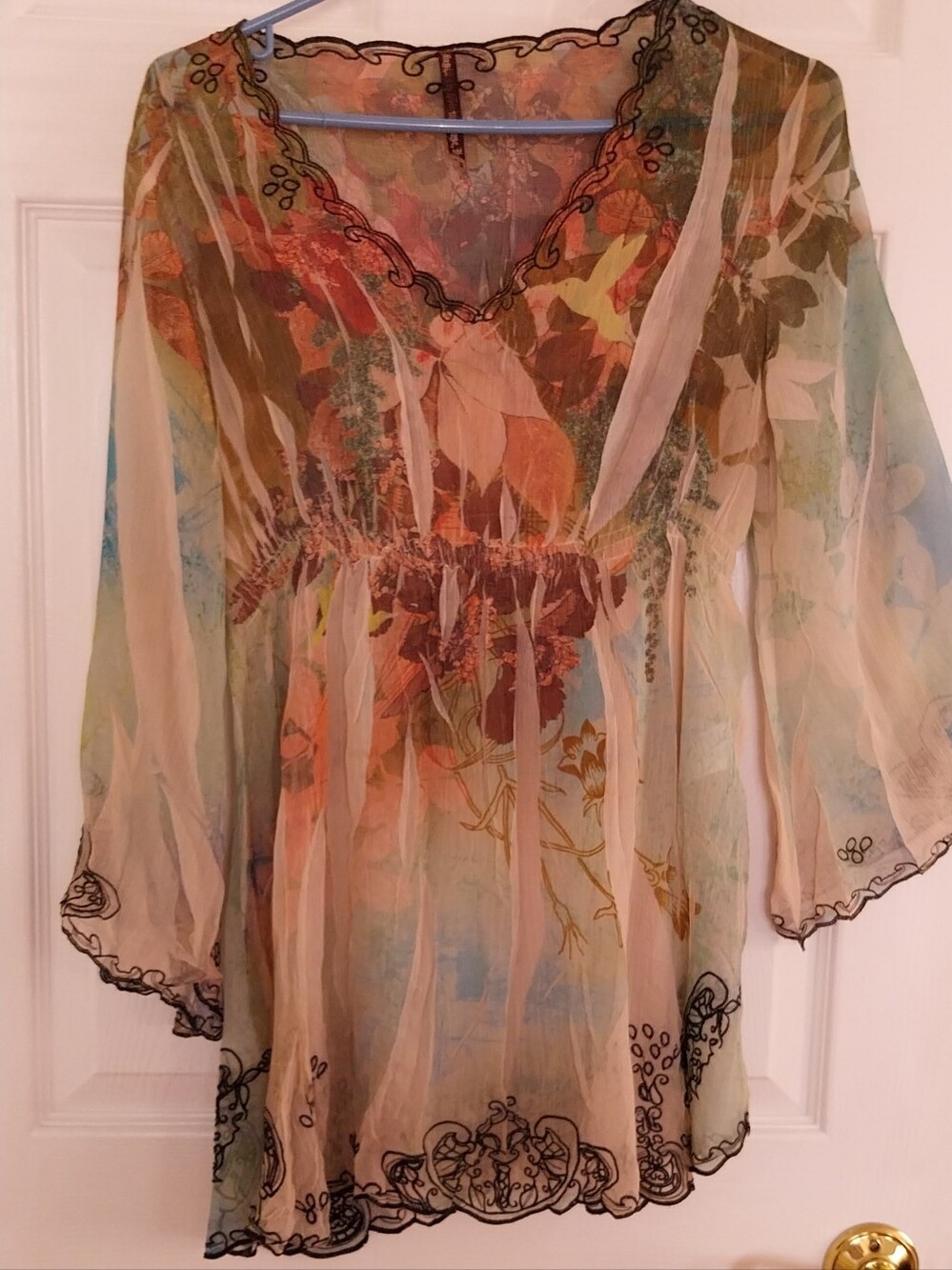 Sheer Floral V-Neck Women’s Top in Multicolor - Picture 6 of 11